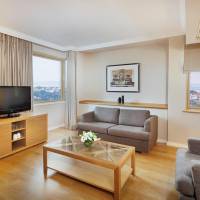 Deluxe King Suite