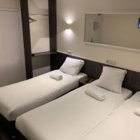 Triple Room with Private Bathroom