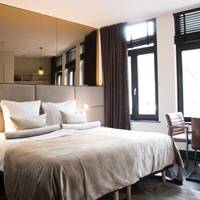 Studio with River View (3 Adults)