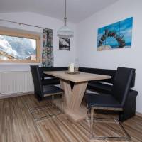 One-Bedroom Apartment with Balcony