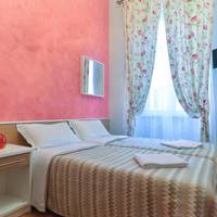 Standard Single Room with Shared Bathroom