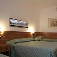 Quadruple Room with Private Bathroom