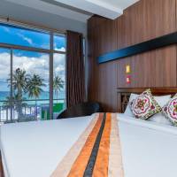 Double Room with Balcony and Sea View
