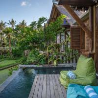 Deluxe Double or Twin Room with Pool View
