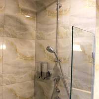 Room #421608321