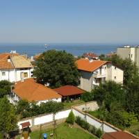 Two-Bedroom Apartment with Balcony and Sea View