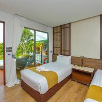 Double or Twin Room with Swimming Pool Access
