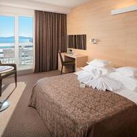 Double or Twin Room with Sea View