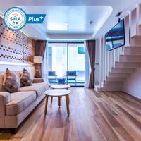 Duplex Suite Pool Access