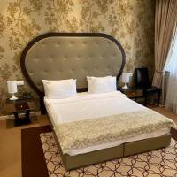Large Double or Twin Room