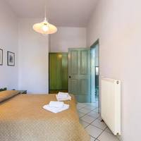Apartment (4 Adults)