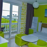 Deluxe Double Room with Side Sea View