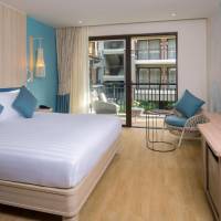 Deluxe Double Room with Pool View