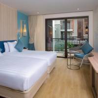 Deluxe Twin Room with Pool View