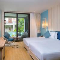 Deluxe Twin Room with Pool Access
