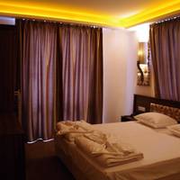 Deluxe Double Room with Bath