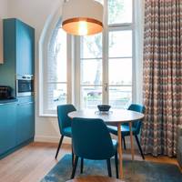 Standard One-Bedroom Apartment (3 People) - Customs Building