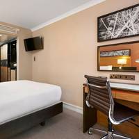 Single Hilton Guest Room