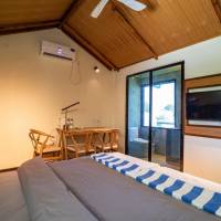 Deluxe Double Room with Balcony and Sea View