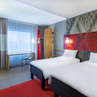 Standard Room with 2 Beds