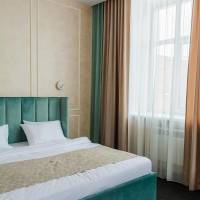 Suite with Lake View