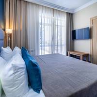 King Room with Pool View