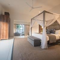 Deluxe Suite with Sea View