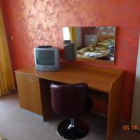 Deluxe One-Bedroom Apartment with Balcony and Sea View