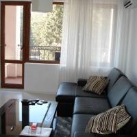 One-Bedroom Apartment with Balcony