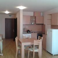 Studio (2 Adults)