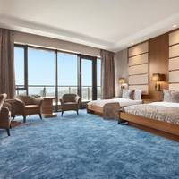 Family Room with 1 Double Bed and 1 Single Bed,  Sea View