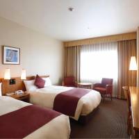 Premium Twin Room with River View - Non-Smoking