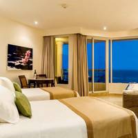 Luxury Ocean Front 