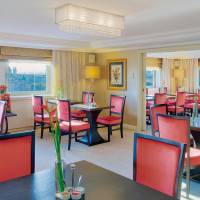Classic King Room with Lounge Access