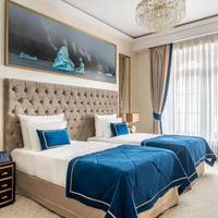 Deluxe Twin Room with City View