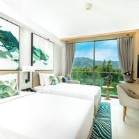 Premium Twin Room with Balcony 