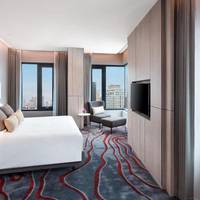Premier Corner Plus King Room
