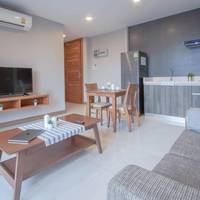 Grand Deluxe King Suite