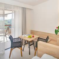 Open Suite with Sea View (3 Adults + 1 Child)