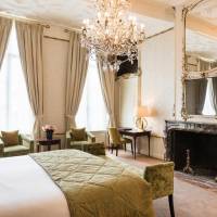 Suite with Whirlpool