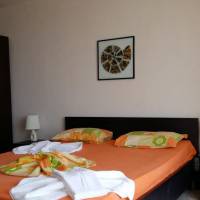 Standard Double Room (2 Adults + 1 Child)