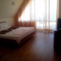 Deluxe One-Bedroom Apartment with Sea View
