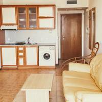 One-Bedroom Apartment with Sea View (2 Adults + 2 Children)
