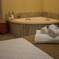 Suite with Spa Bath