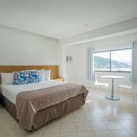 Deluxe Suite with Sea View