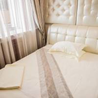 Single Room with Shared Bathroom