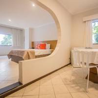 Premium Suite with sea view and hot tube