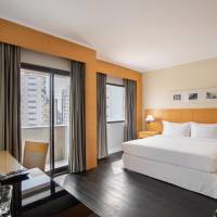 Innside Queen Room with Balcony