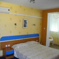 Double or Twin Room (2 Adults + 1 Child)