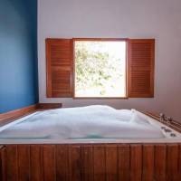 Deluxe Suite with Spa Bath